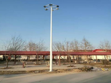 升降高杆灯适合安装什么灯具? 升降高杆灯适合安装什么灯具?