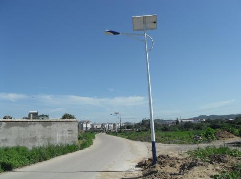 太阳能路灯的工作原理有哪些 太阳能路灯的工作原理有哪些
